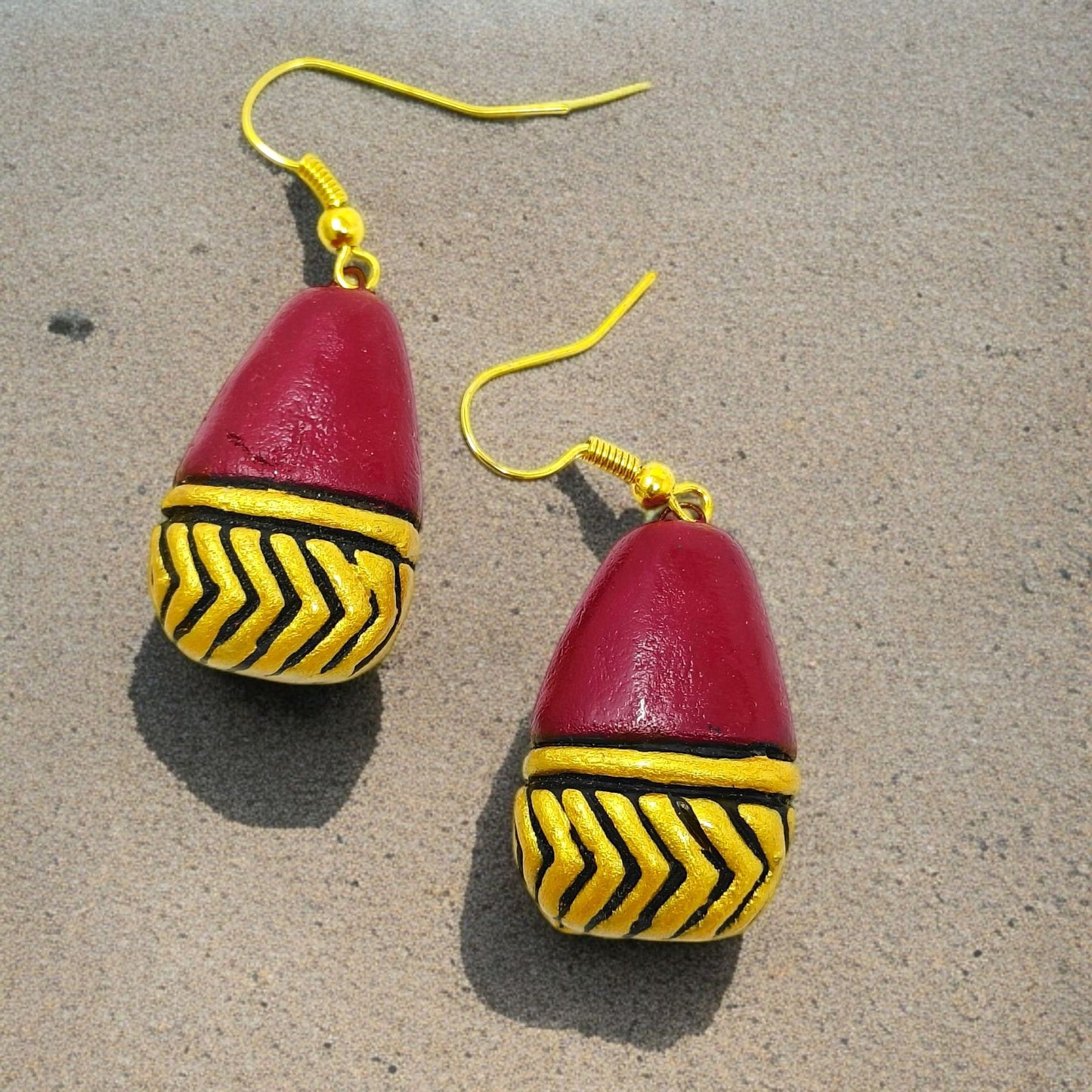 Hand Painted Terracotta Jewelry Set I Trible Necklace and Earring featuring red and yellow handcrafted earrings