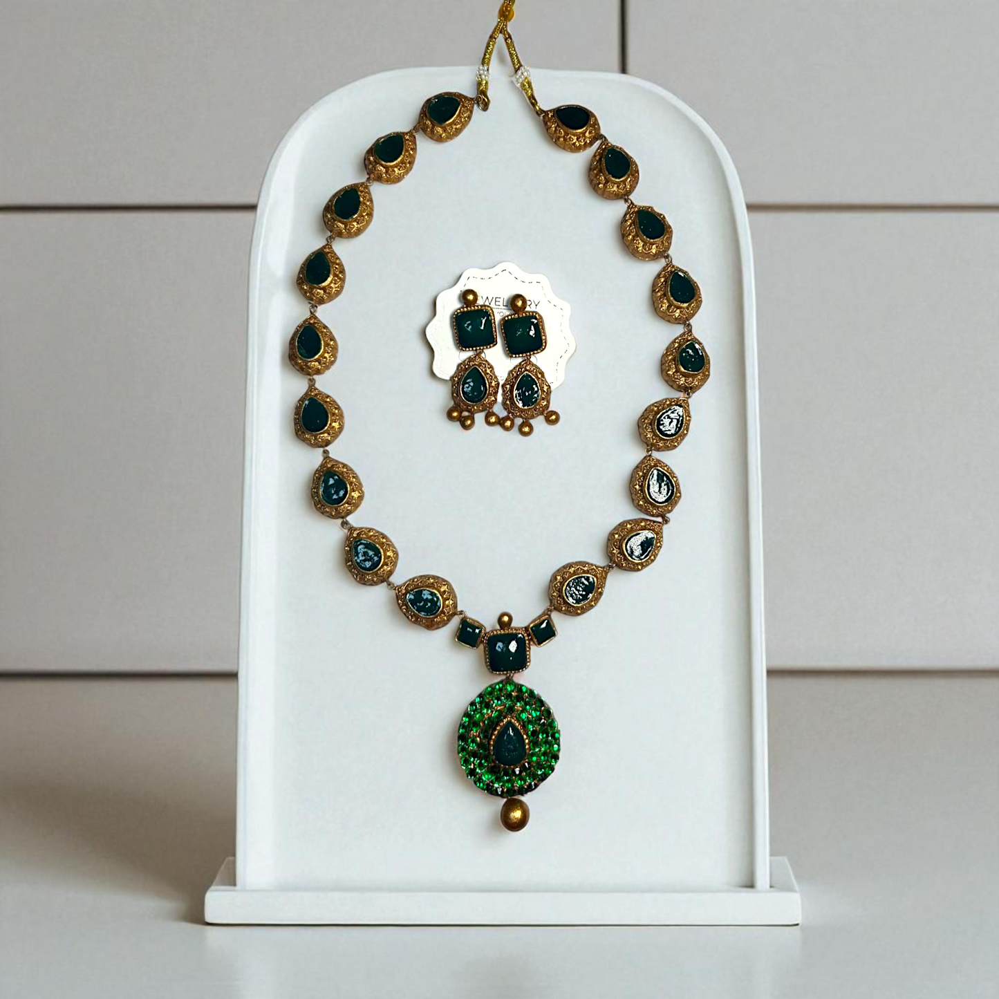 ASTRIA JEWELLERY Ethnic Green Gemstone Jewelry Set
